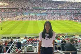 La increíble historia de Emma Raducanu: ganó el US Open, se transformó en un boom comercial y se hizo millonaria en tres semanas, pero no encuentra un entrenador - LA NACION