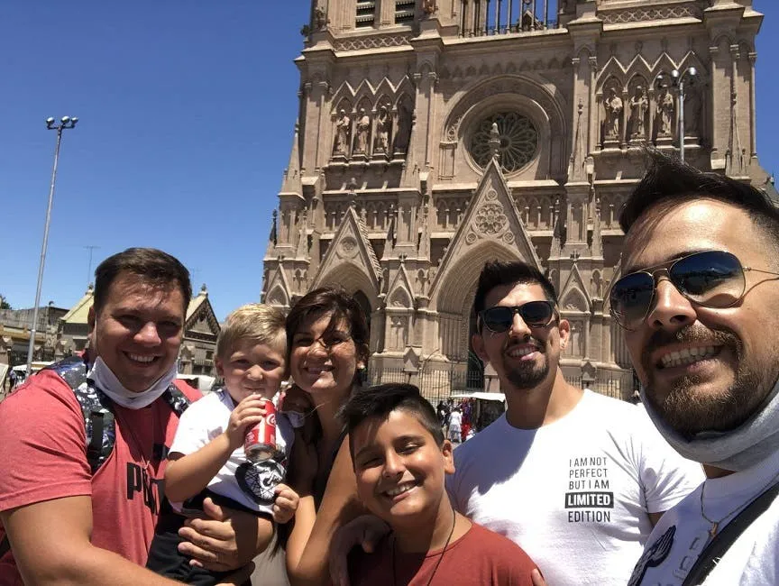 275 nuevas muertes por COVID-19