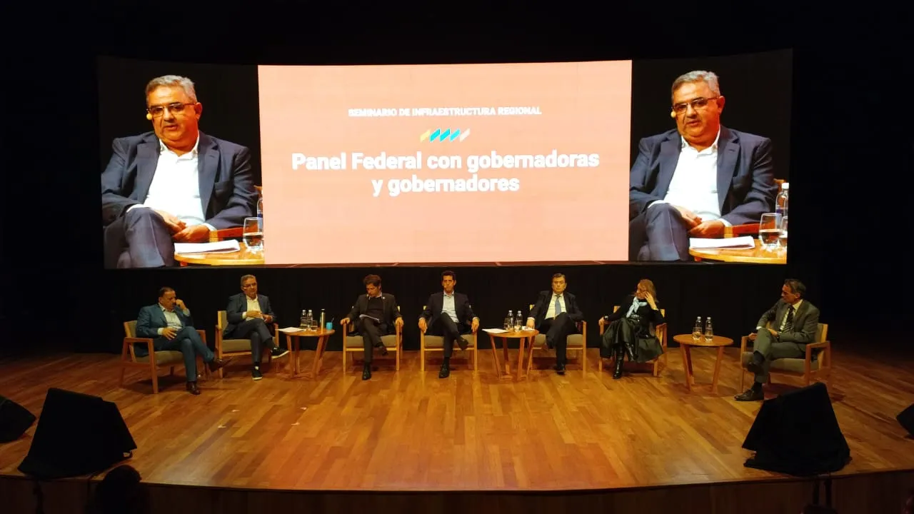 A "las piñas limpias" en la Plaza
