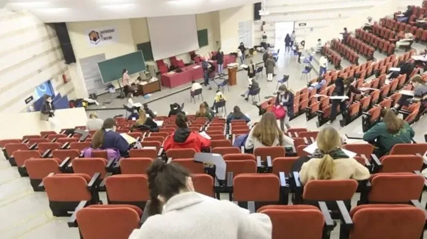 A lo Bukele: así es el sistema de requisas que ya se implementa en las cárceles de Santa Fe