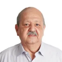 Abuelo sorteará su auto de toda la vida para que la nieta siga estudiando en la universidad