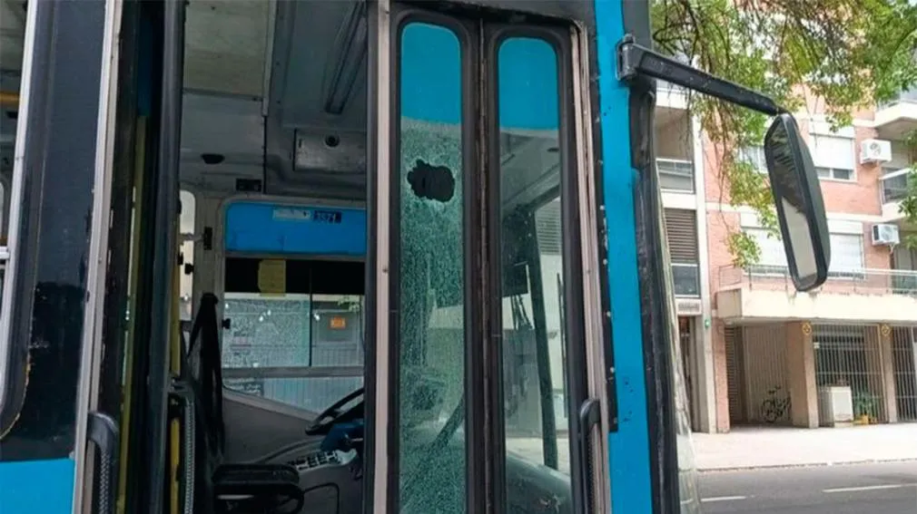 Adolescente agredió a un joven con un destornillador