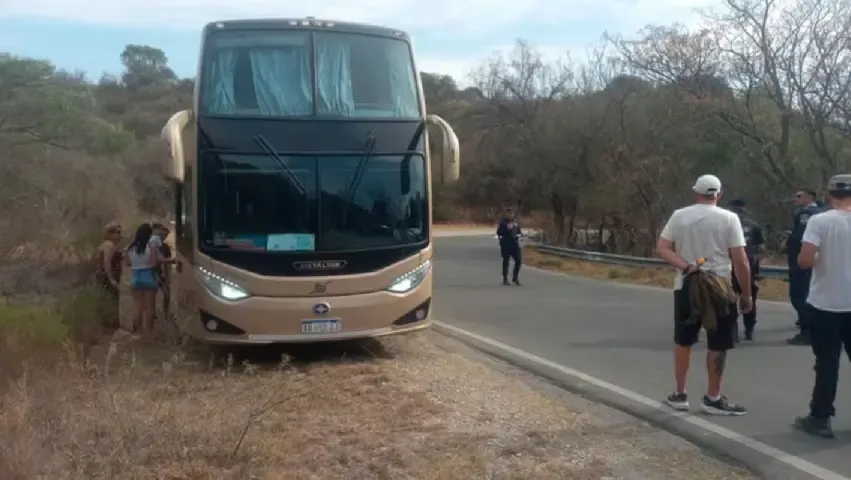 Ahora: Se incendia un automóvil