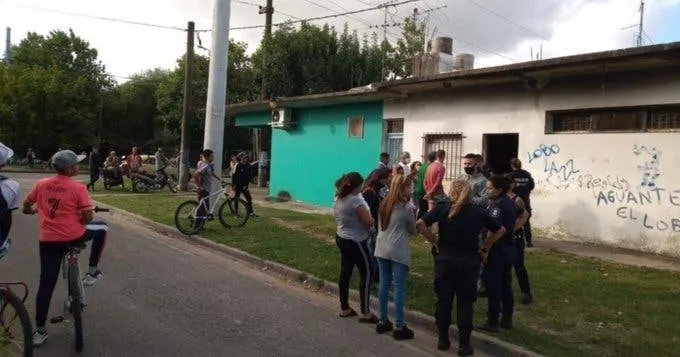 Al menos cinco muertos por un megachoque en Estados Unidos