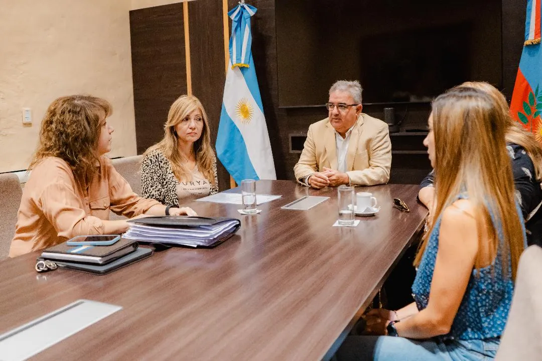 Algunas estaciones ya permiten el autoservicio de combustible en la Ciudad de Buenos Aires