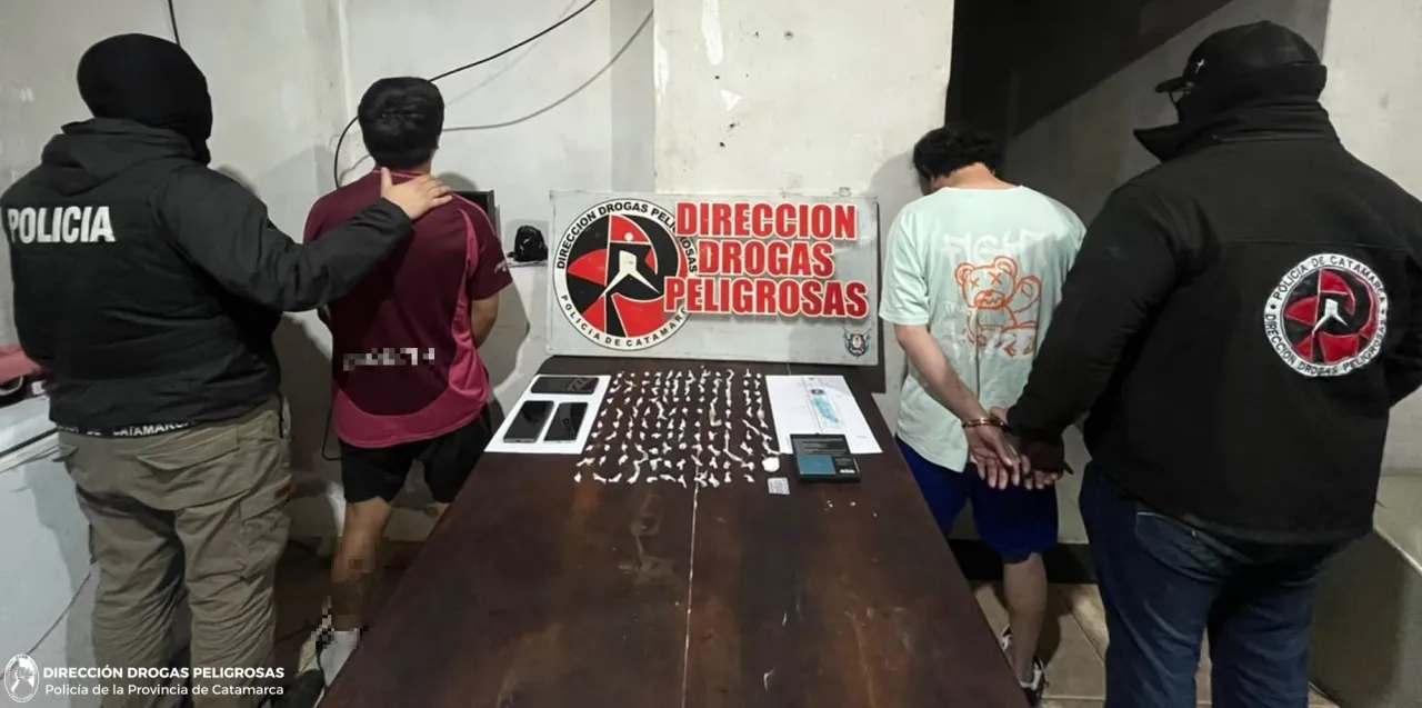 Allanamiento antidroga en la zona sur: secuestran dosis de cocaína y la Policía fue atacada a pedradas por los vecinos