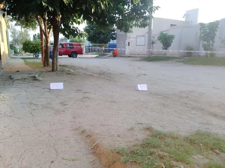 Alquiló por la web para vacacionar en Miramar, la estafaron y la amenazan con matarla