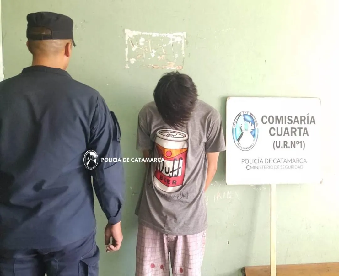Alumnos aprovechan la visita del Gobernador Jalil y cortan calle