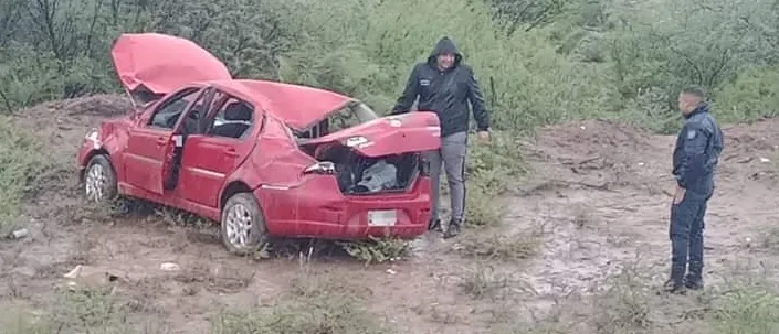 Amenazó y quiso robarle a la tía