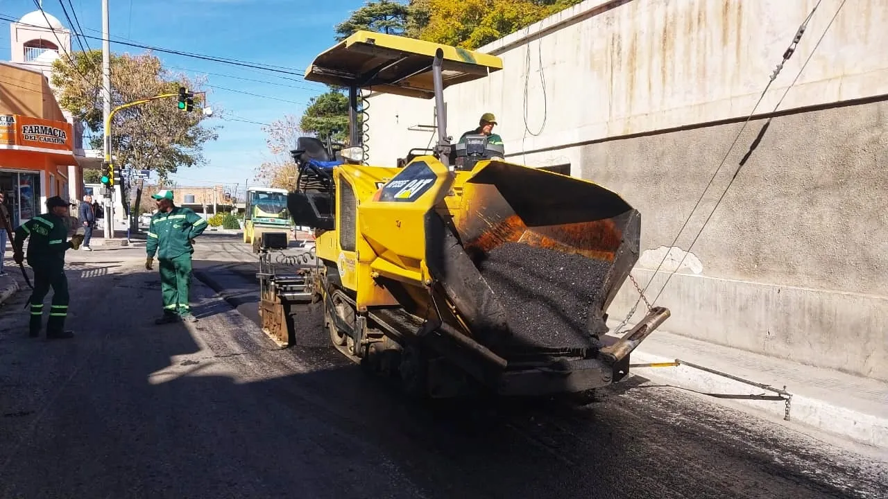 Amplio operativo de limpieza en la Costanera Este