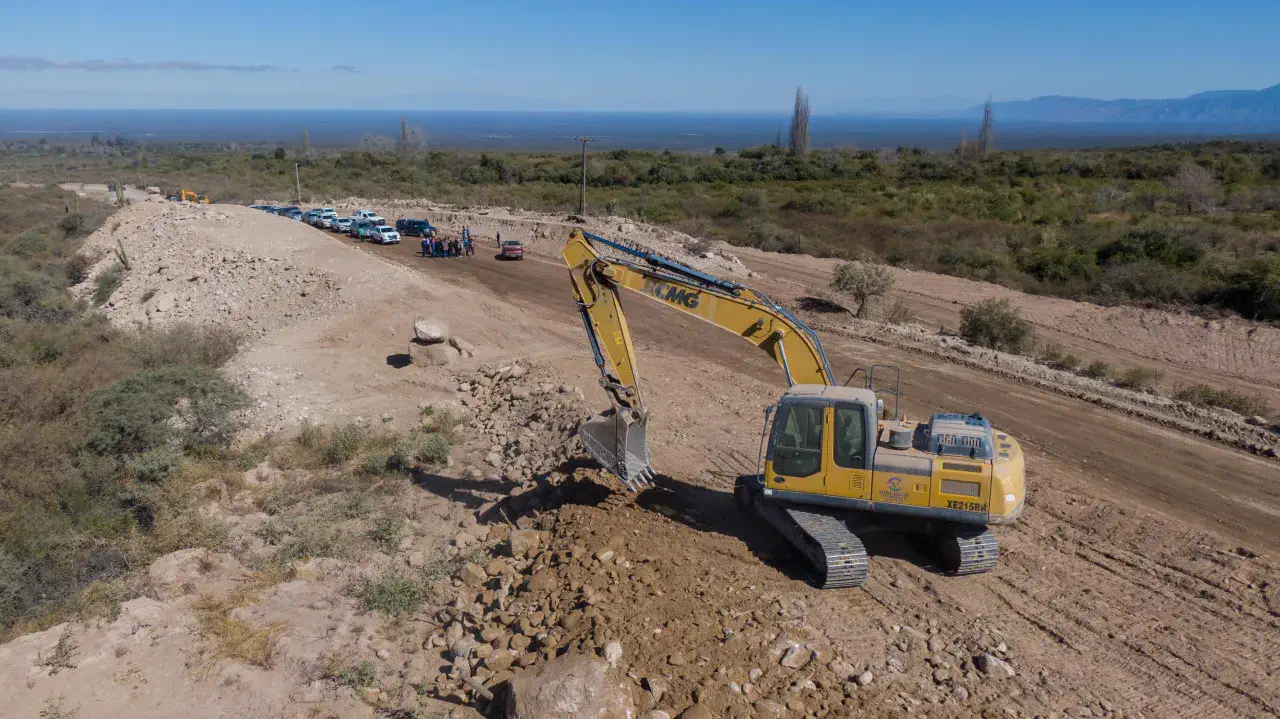 Andalgalá: el Gobernador recorrió el avance de obra de las rutas 47 y 113