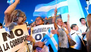 ANDIS: El 86% cree que hay corrupción en el Gobierno, que Karina está implicada y Milei encubre