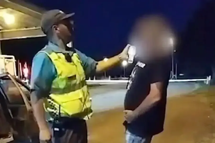 Apareció la foto del momento de la detención de Morena Rial