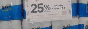 Apareció una extraña imagen en una puerta y dicen que es Jesús