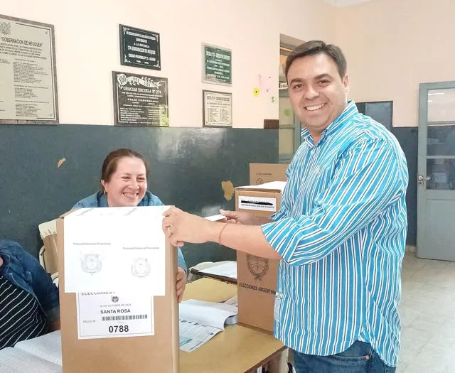 Aplastante victoria de Milei en todo el país
