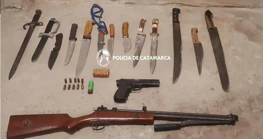 Aprehenden a un hombre y secuestran armas tras un hecho de violencia de género