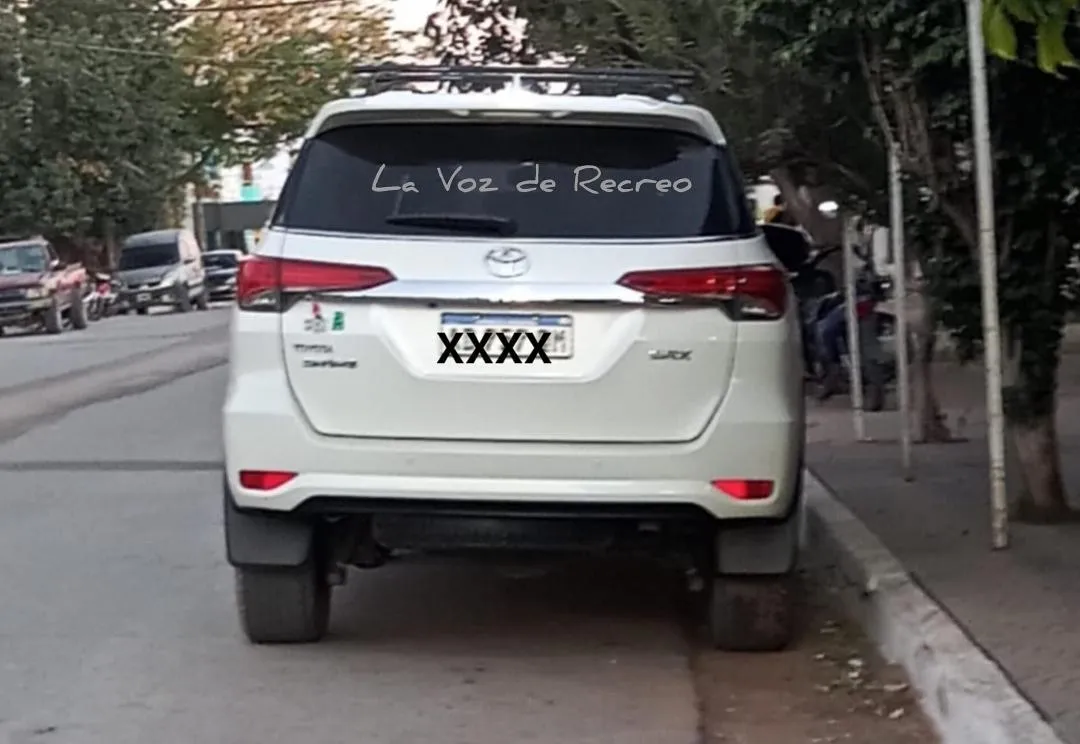 Aprehenden a un masculino en el supermercado de La Terminal
