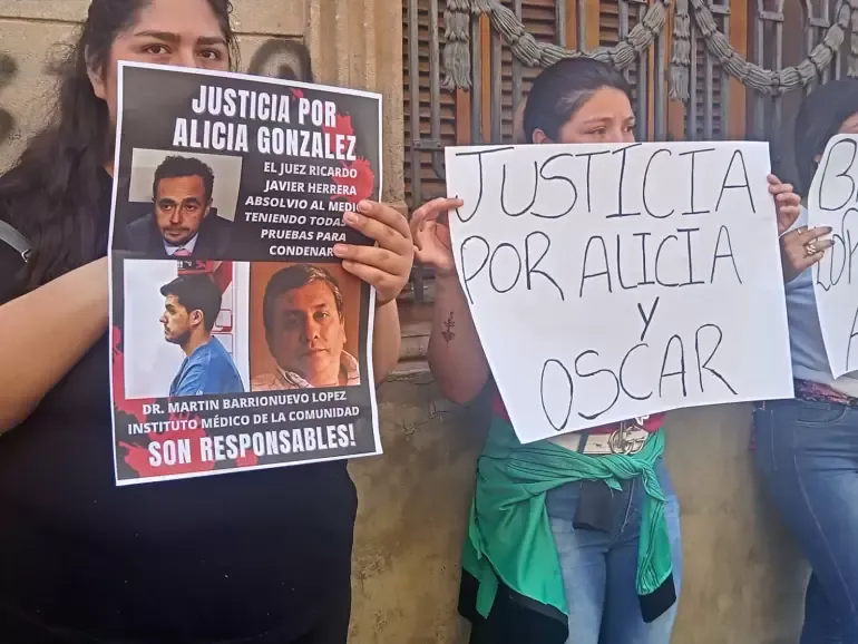 APROSCA y Autoconvocados del Hospital San Juan Bautista y del Hospital de niños, inician movilización de protesta