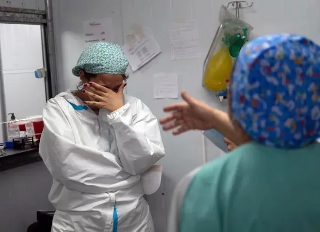Argentina: 24.999 casos y otra vez se registró récord de muertos en 2021