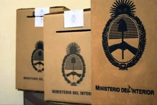 Arrestan a un joven tras un desorden en Avenida Virgen del Valle