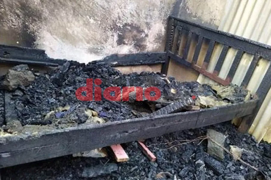 "Asado en la Comisaría, policías de la provincia y judicial estacionan en lugares prohibidos"