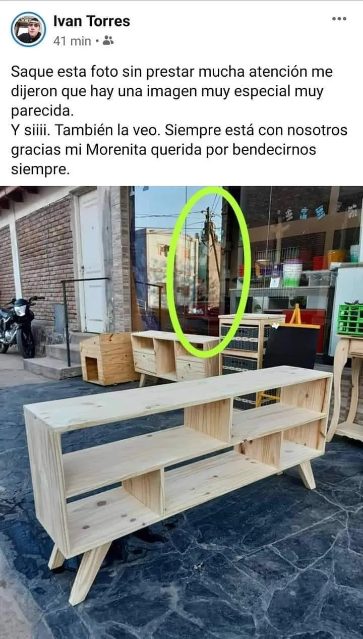 Atacó a mordiscos a dos policías