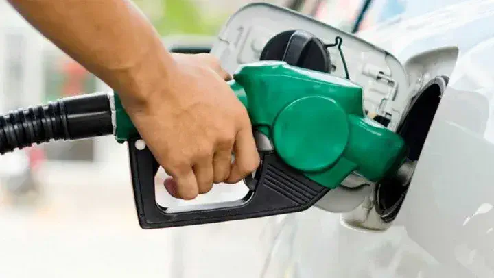¿Aumenta la nafta?