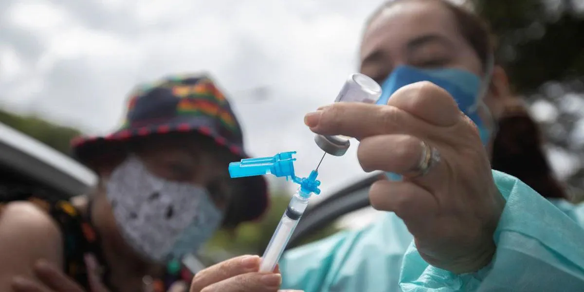 Australia confina a cinco millones de personas por brote de COVID-19