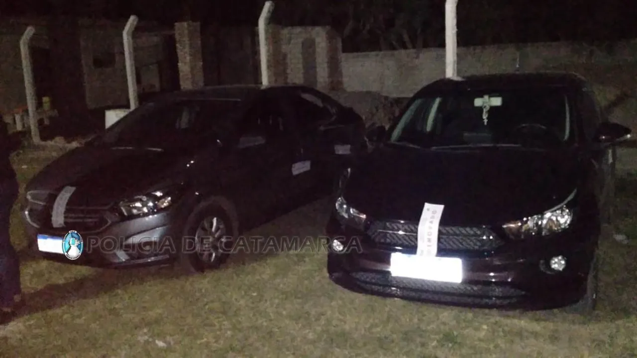 Autopsia de León: tenía una aguja oxidada en el cuerpito y mordeduras en el cuello
