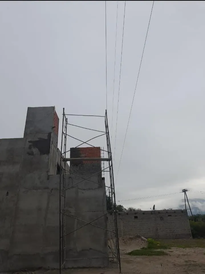 Auxiliaron a un camionero
