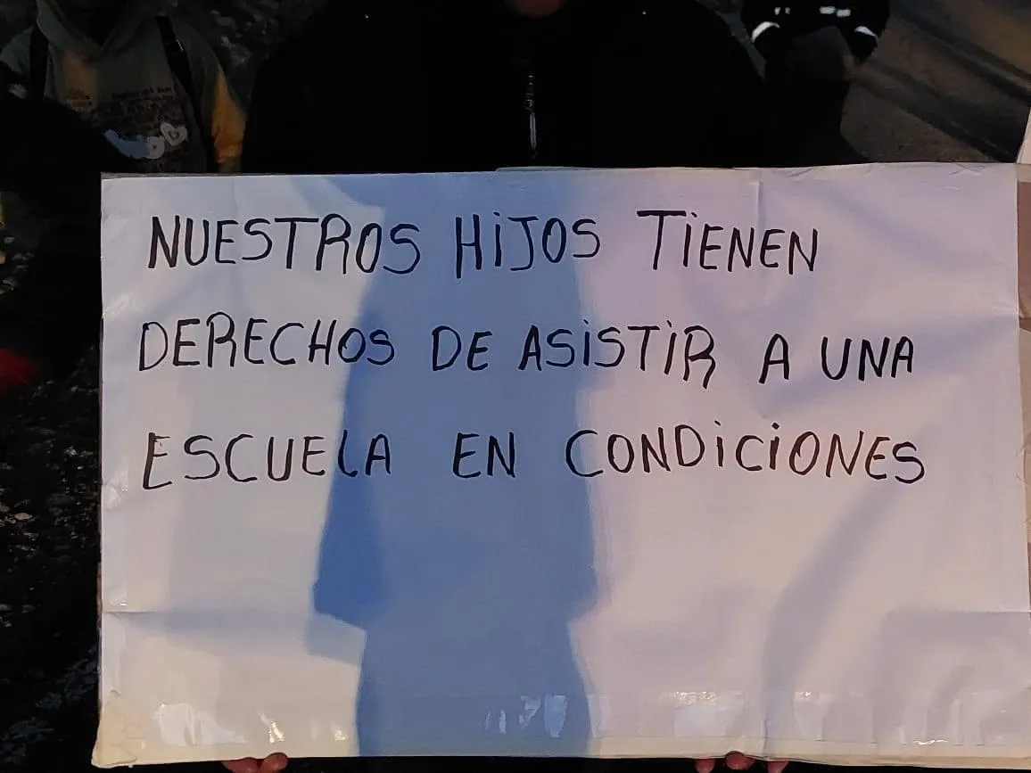 Burlando subió una foto con su equipo de abogados pero un detalle se llevó toda la atención: “El alma de Fernando”