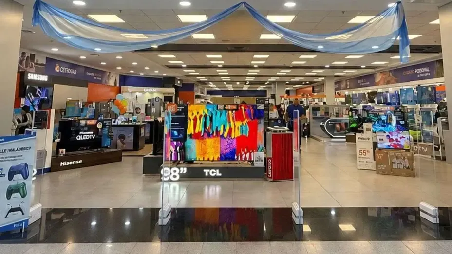 Cadenas de electro liquidarán televisores, computadoras y celulares con hasta 50% de descuento