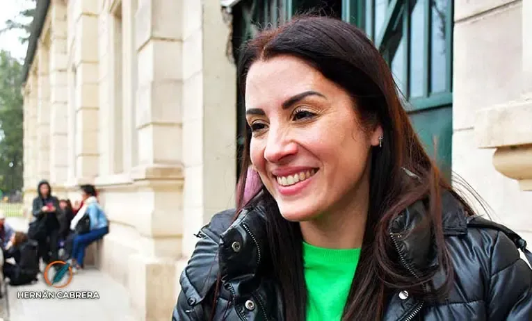 Cande Tinelli hizo un furioso descargo tras ser echada junto a Coti Sorokin de un restaurante en Madrid
