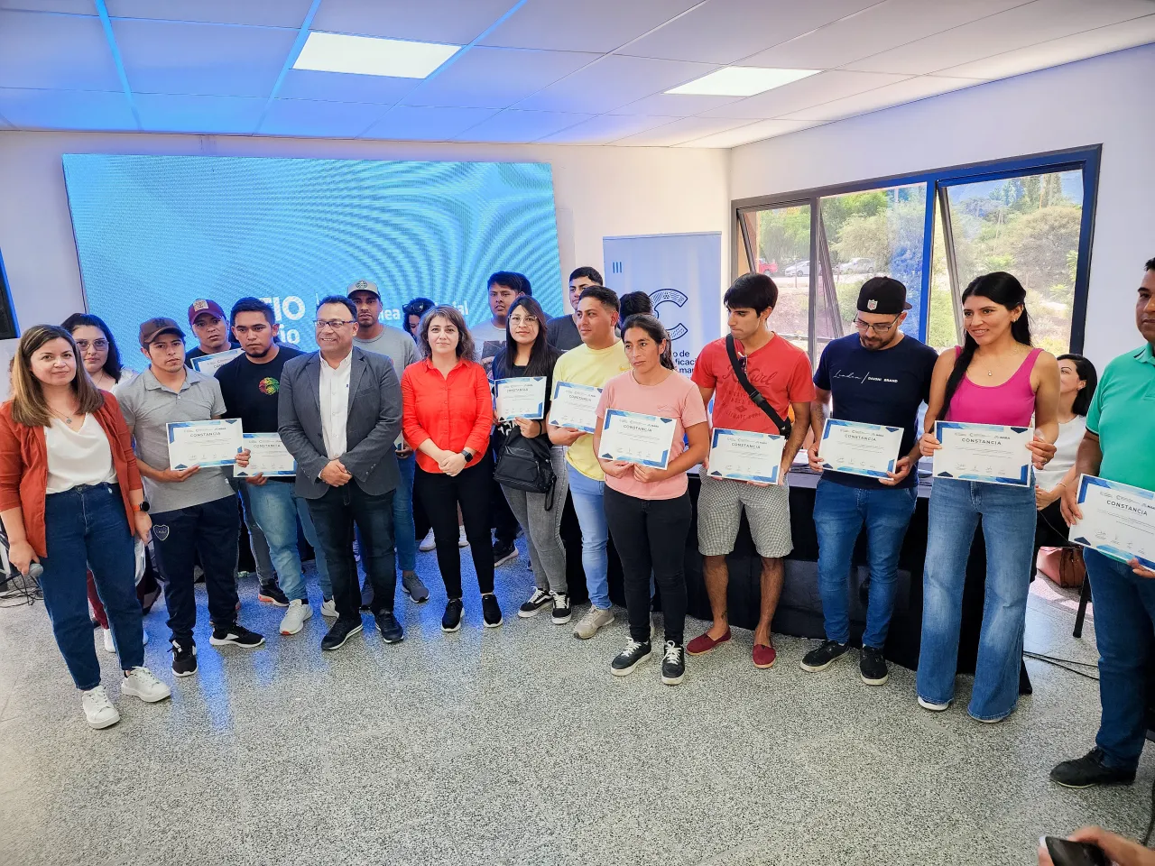Carne, leche y medicamentos: fuerte caída en las ventas