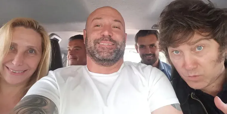 Cazzu volvió a Only Fans y compartió la información en sus redes sociales
