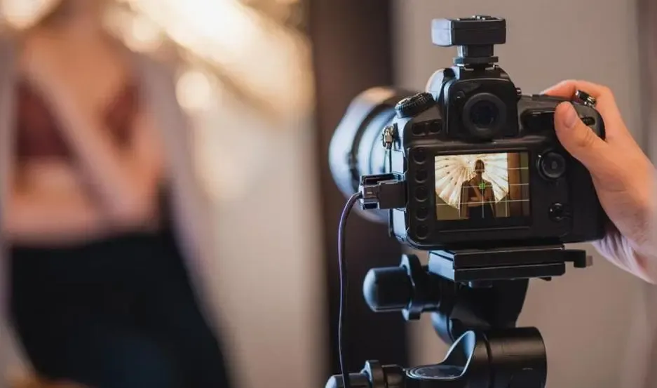 Chocó a una niña de 7 años que intentaba cruzar la calle