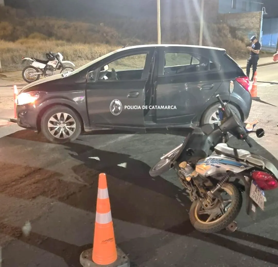 Choque y fuga en el ingreso al CAPE