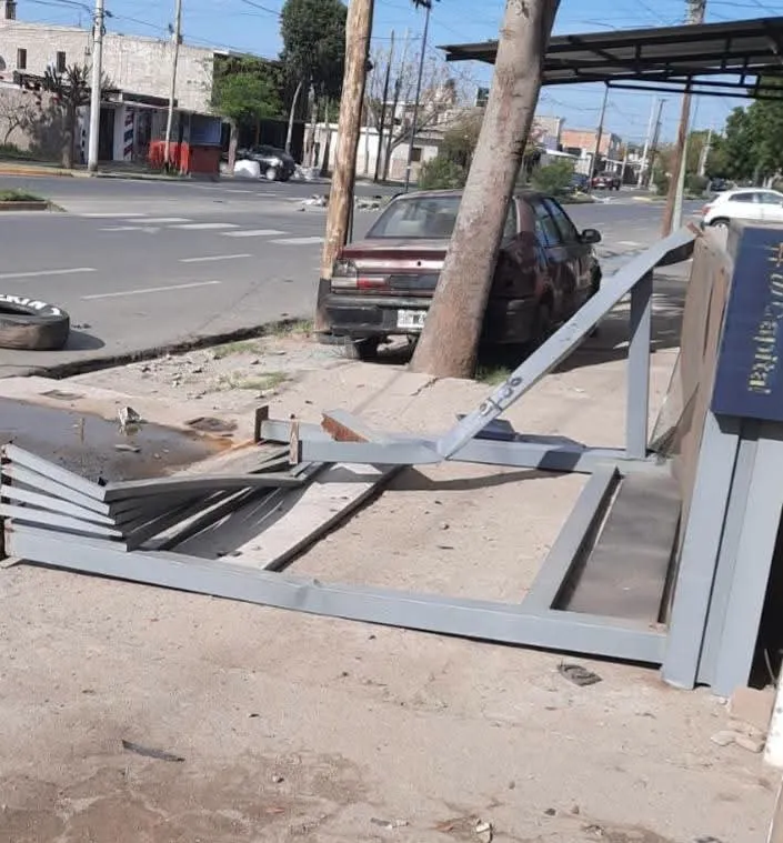 Choque y vuelco en Capital