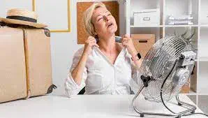 Cómo hacer que el ventilador eche aire frío con un sencillo truco