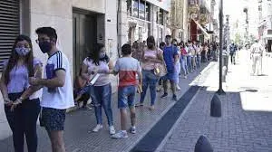 “Compungida y con miedo”: la reacción de la mujer que mató a su expareja de un ladrillazo durante un cumpleaños