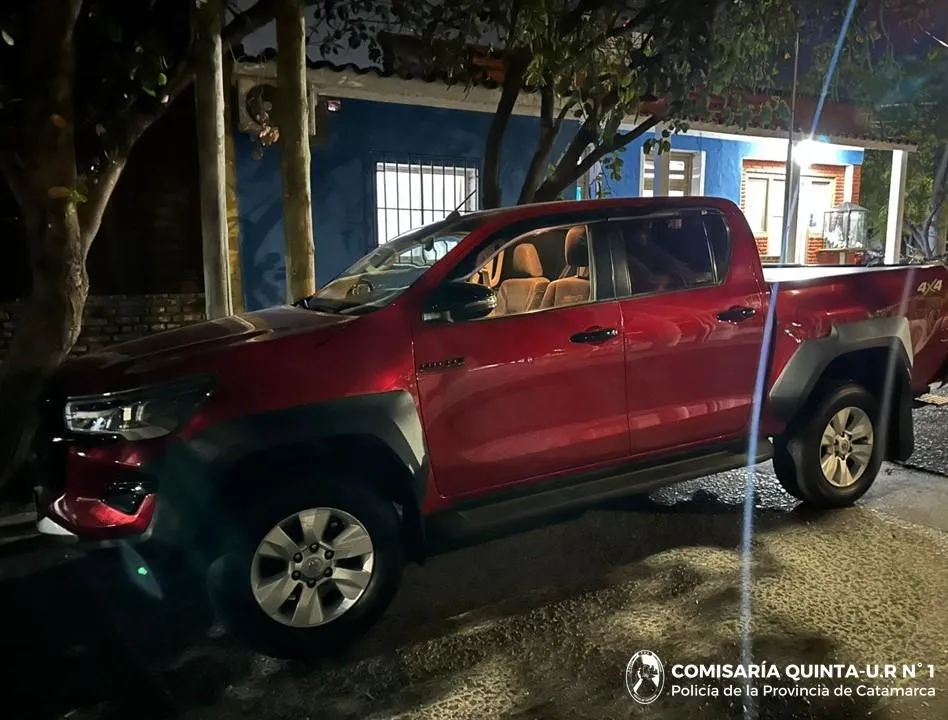 Con un mural inclusivo y lengua de señas se llevó a cabo el taller “Comunicar sin Barreras” en la Capital