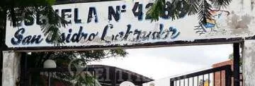 Continúa la vacunación contra el Covid-19 en escuelas secundarias públicas
