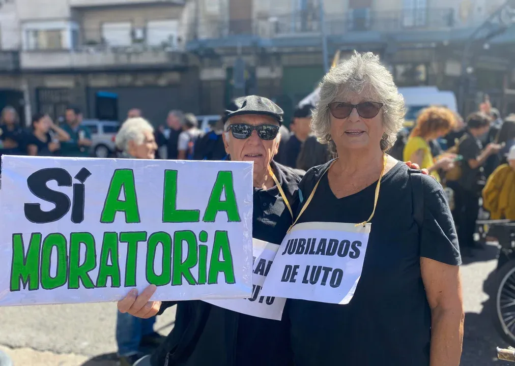 Córdoba: ordenan a una prepaga cubrir la totalidad de una cirugía de feminización facial