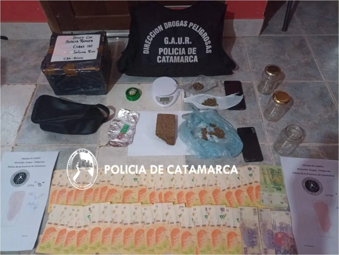 Corridas, tensión y algunos "robos puntuales" desataron el miedo a saqueos en el centro de Córdoba