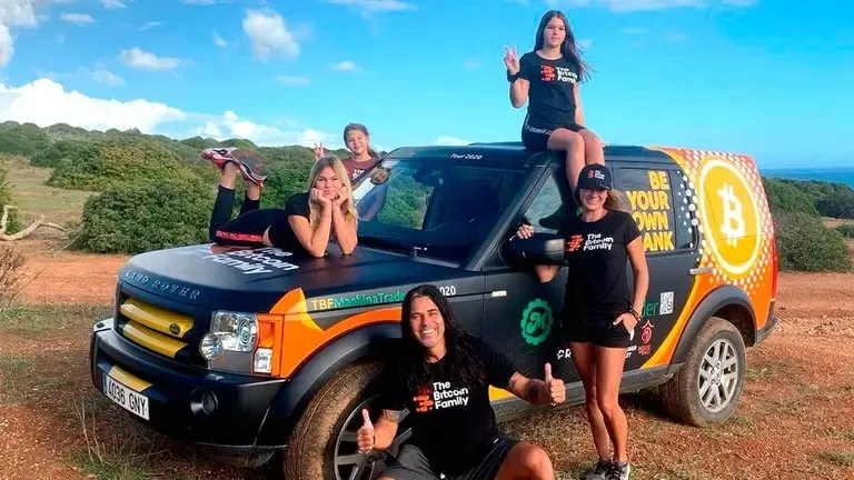 ¿Cuál de estas mujeres es mayor?