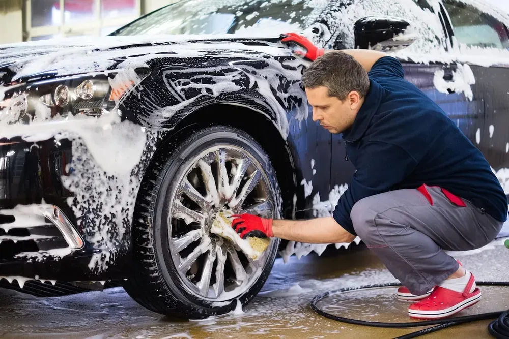 Cuánto cuestan las "gotas mágicas" anti presbicia que ya se venden en el País