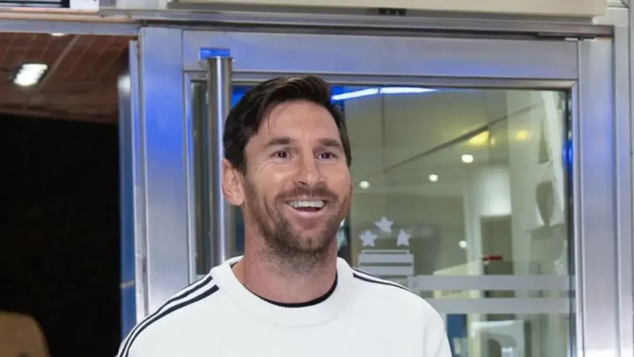 De Lionel Messi con bolso Hermès a Rodrigo de Paul con pelo largo, los looks de la selección en la AFA