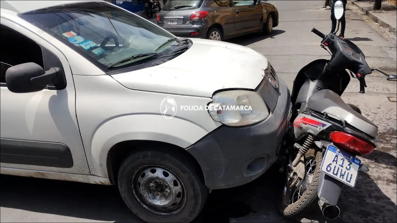 “Debería solicitar licencia en el cargo para someterse a la Justicia”