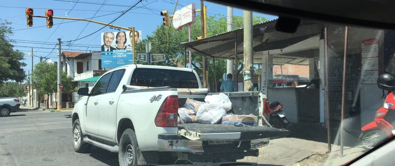 Delivery de frutas y verduras, ventas ambulantes y charlas pagas: cómo se reinventaron los famosos