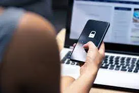 Denuncia que una chica lo extorsiona e intentó estafarlo: “Tengo 17 años y tus fotos íntimas”